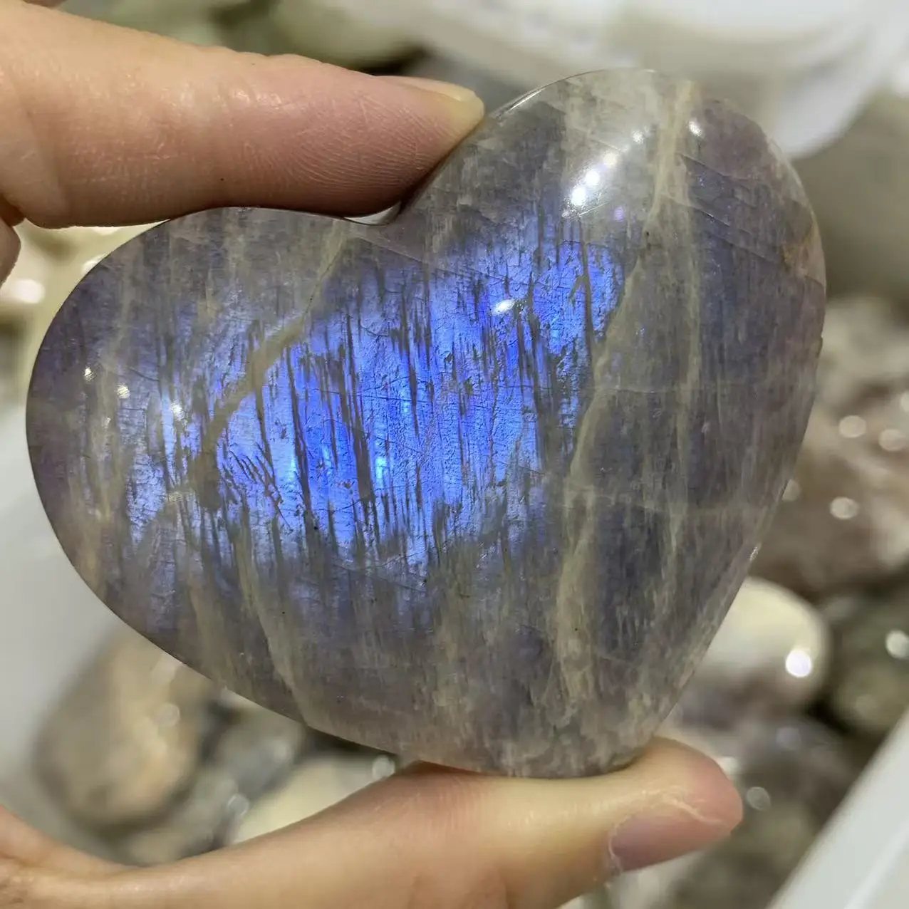 

Natural Blue Moonlight Crystal Quartz Carved Heart, Energy Gemstone, Spiritual Healing, Gift, Divination, Demagnetization Medita