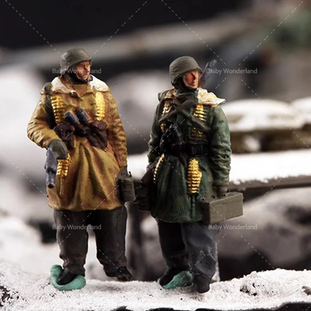 

In Stock 1/72 Figures German Winter 2 Soldier Kharkov 1943 Painted Model Photography Scene Dolls Car Toys