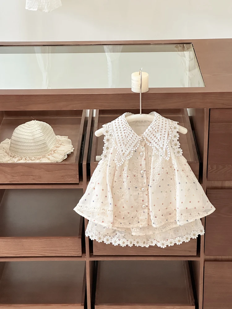 Fashionable Polka Dot Lace Collar Sleeveless Set for Girls Short Pants Breathable Summer Outfit Two-Piece Ensemble