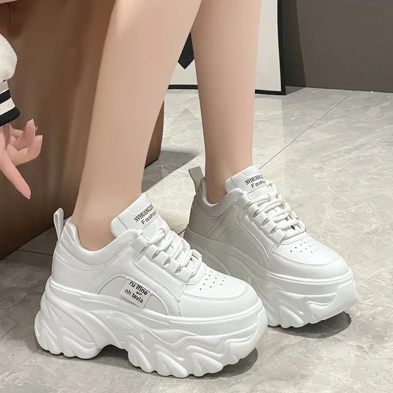 Leather White Black Chunky Sneakers Women Light Spring Autumn Thick Bottom Casual Tennis Fashion PU Platform Sneakers Ladies