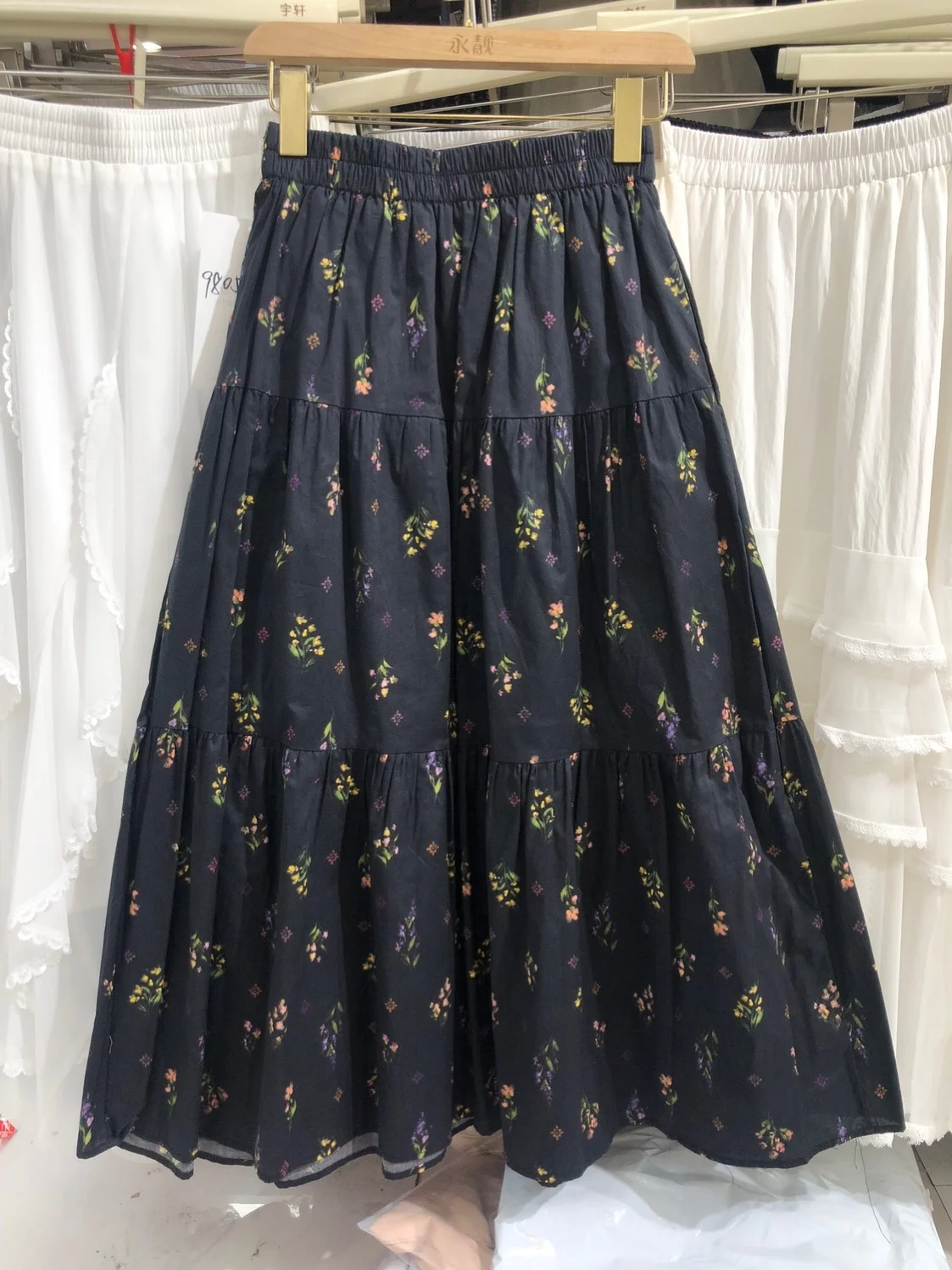 

Floral Print A-Line Midi Skirt High Waist Elastic Waistband Women's Summer Vintage Style Floral Skirt Slimming Effect