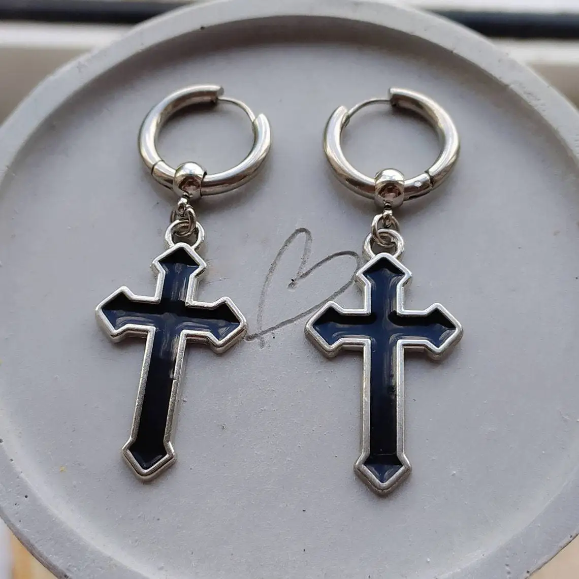 Cross-Border Foreign Trade Amazon Gothic Cross Men's Earrings Factory Direct Sale