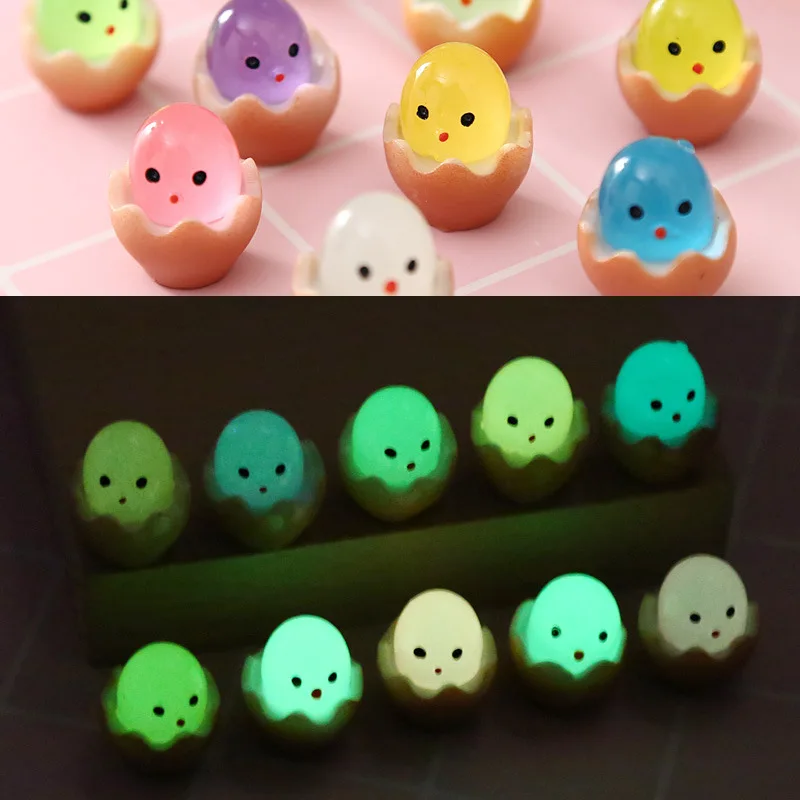 6 Pcs Cartoon Cute Glow-in-the-dark Eggshell Chickens Moss Micro Landscape Ornament DIY Room Decoration Ornaments Resin Crafts