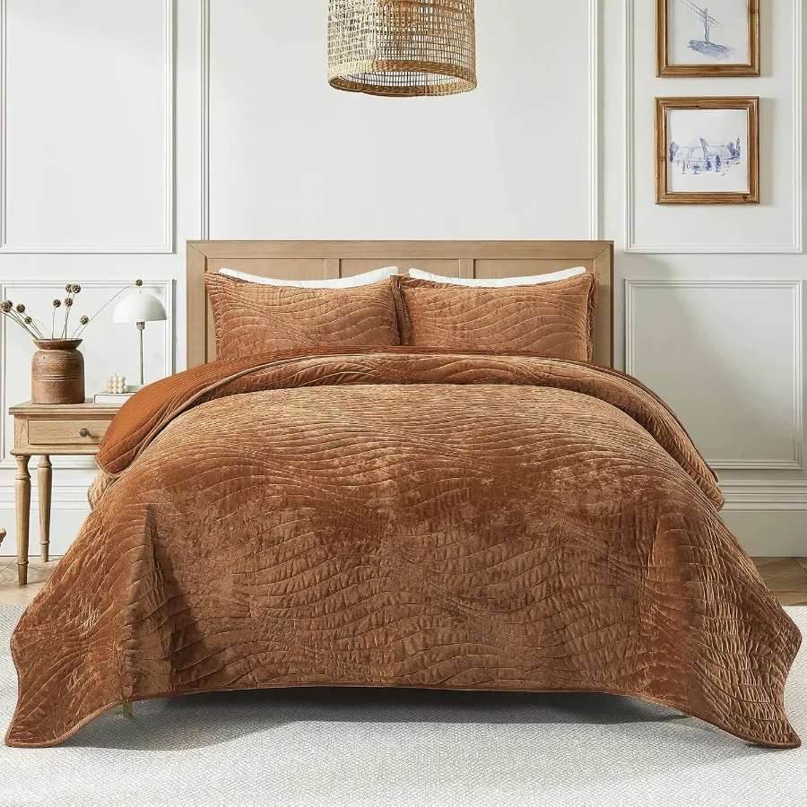 

Бархатные одеяла размера «queen-size» — легкие однотонные покрывала из трех предметов. Наборы покрытий. Волнистый дизайн для всесезонного использования. Верблюжье.