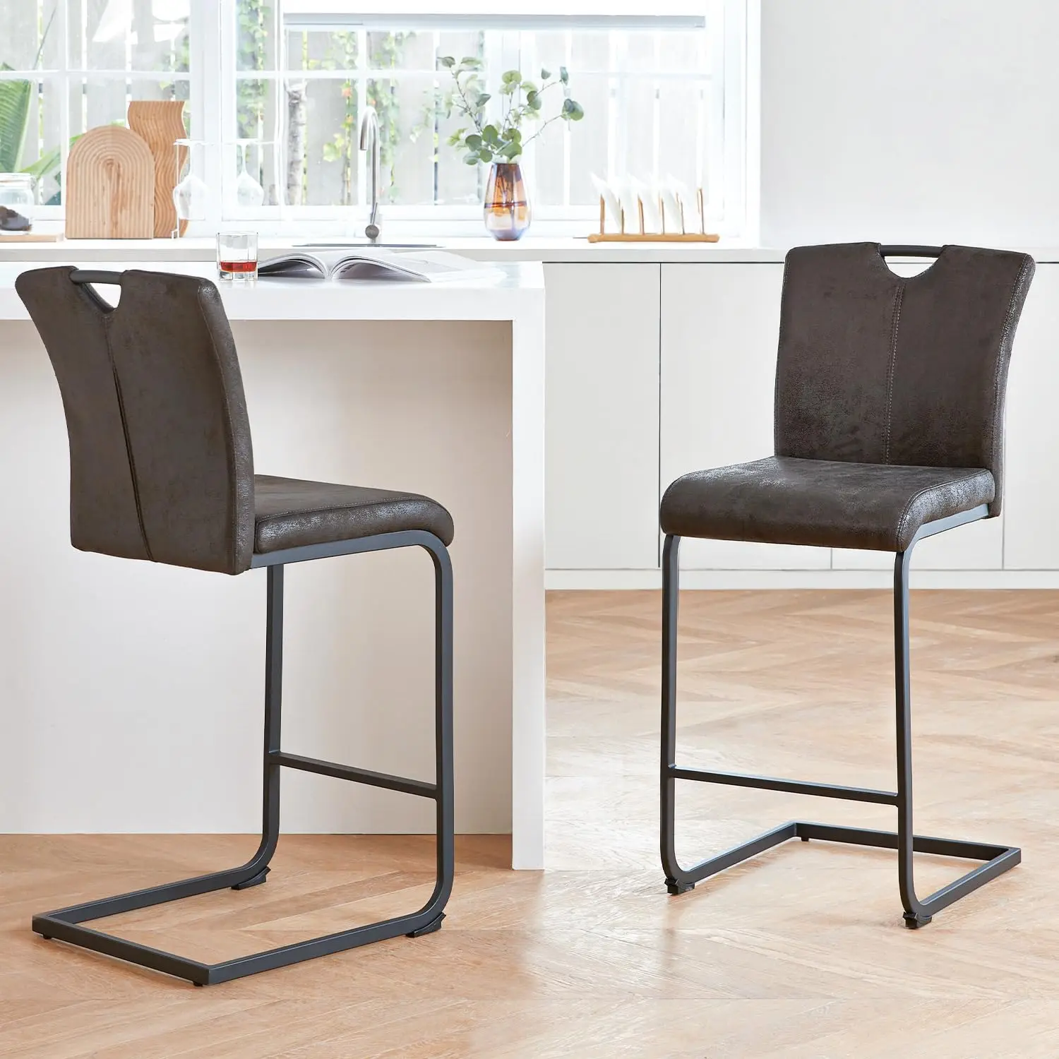 [New Arrival!]Mid Century Modern 24 Inch Black Bar Stools Set of 2 with Back,Upholstered Counter Height Bar Stools with Handle,V
