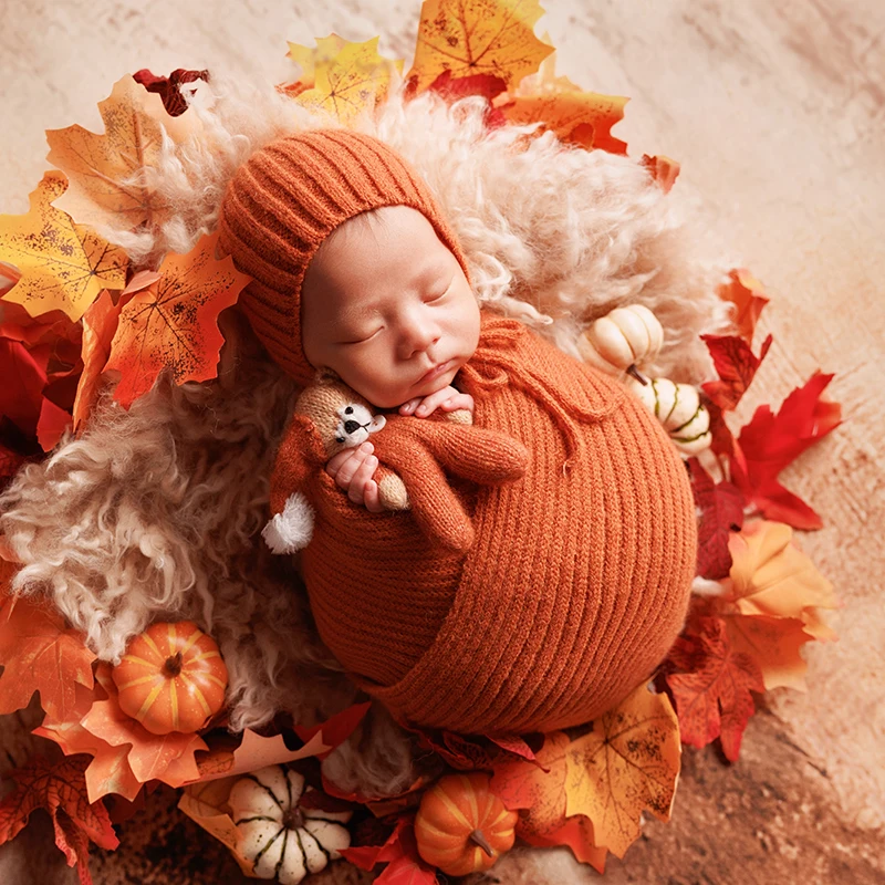 Autumn Theme Newborn Baby Photography Accessories Hand Knitted Wrap Hat Doll Set Studio Baby Photo Wool Mat Nano Background Prop