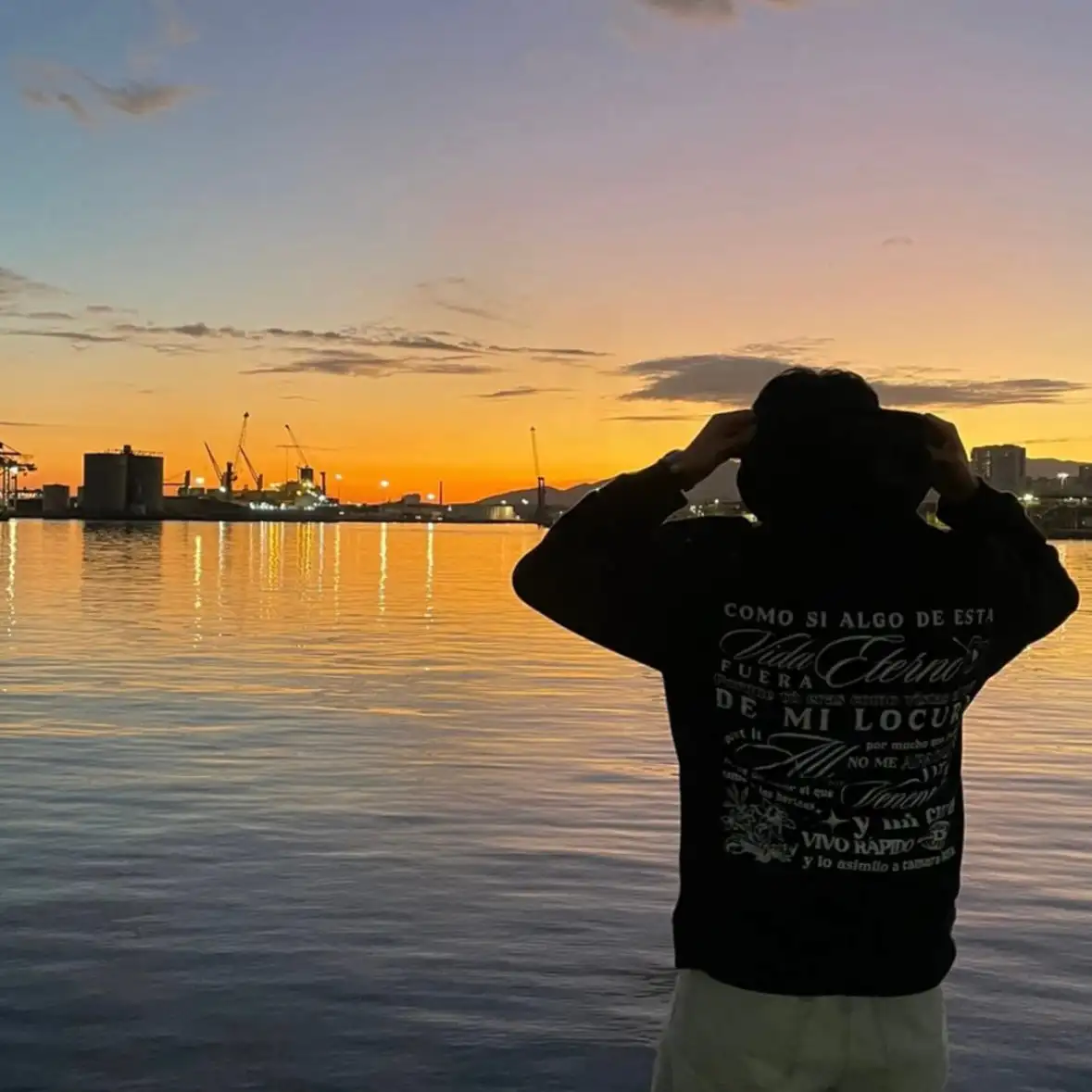 مغني الراب Dellafuente رسالة الجرافيك تي شيرت الرجال النساء المتضخم Y2k الشارع الهيب هوب القوطية تي شيرت بلايز الذكور الإناث الملابس تيز