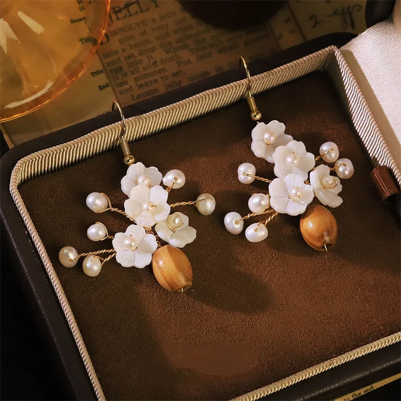 Statement Wire Wrapped Freshwater Pearl Shell Flower Earring Bead Drop Hook Earring Elegant Ear Ornaments Jewelry Christmas Gift