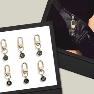 8 최고의 판매 편지 키 체인 - №4