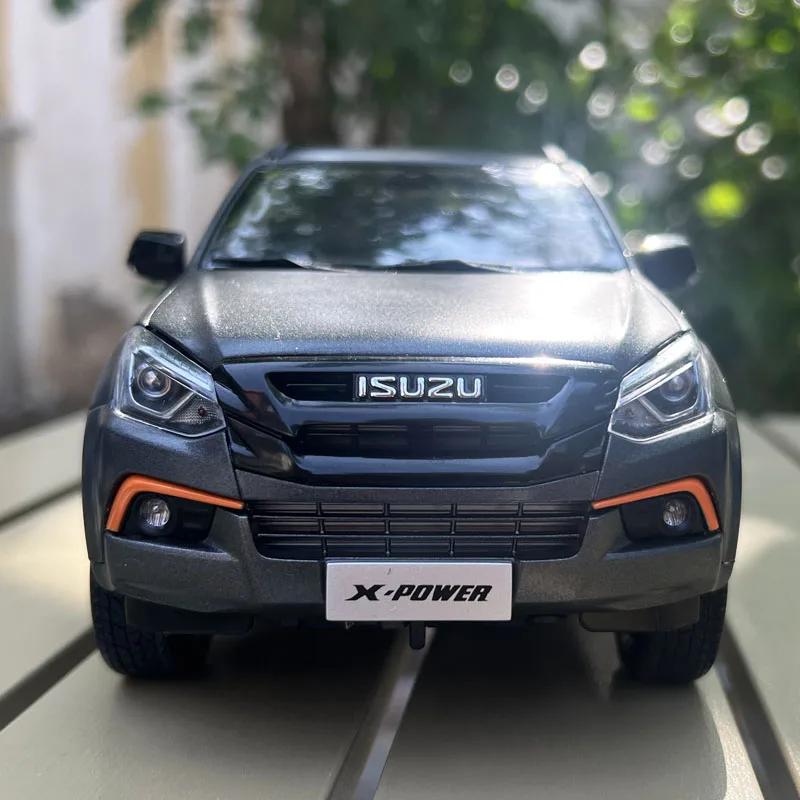 

1:18 Original Model,Isuzu MU-X SUV X-POWER,Alloy Car Model for Display,Gift and Collections