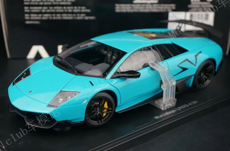 

Autoart 1:18 Murcielago LP670-4 SV Blue Simulation Limited Edition All Open Alloy Metal Static Car Model Toy Gift