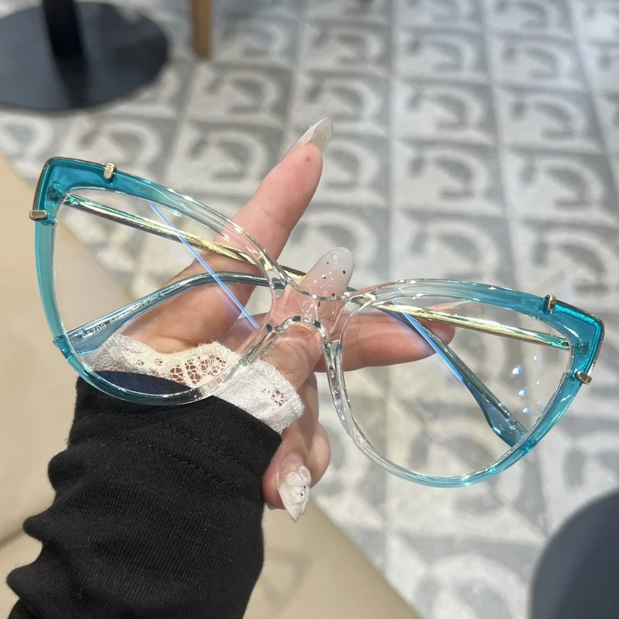 1Pc Women's and Men's Fashion Flat Glasses with Cat Eye Gradient Color Effect, Metal Frame, Stylish, Trendy, Versatile, Suitable