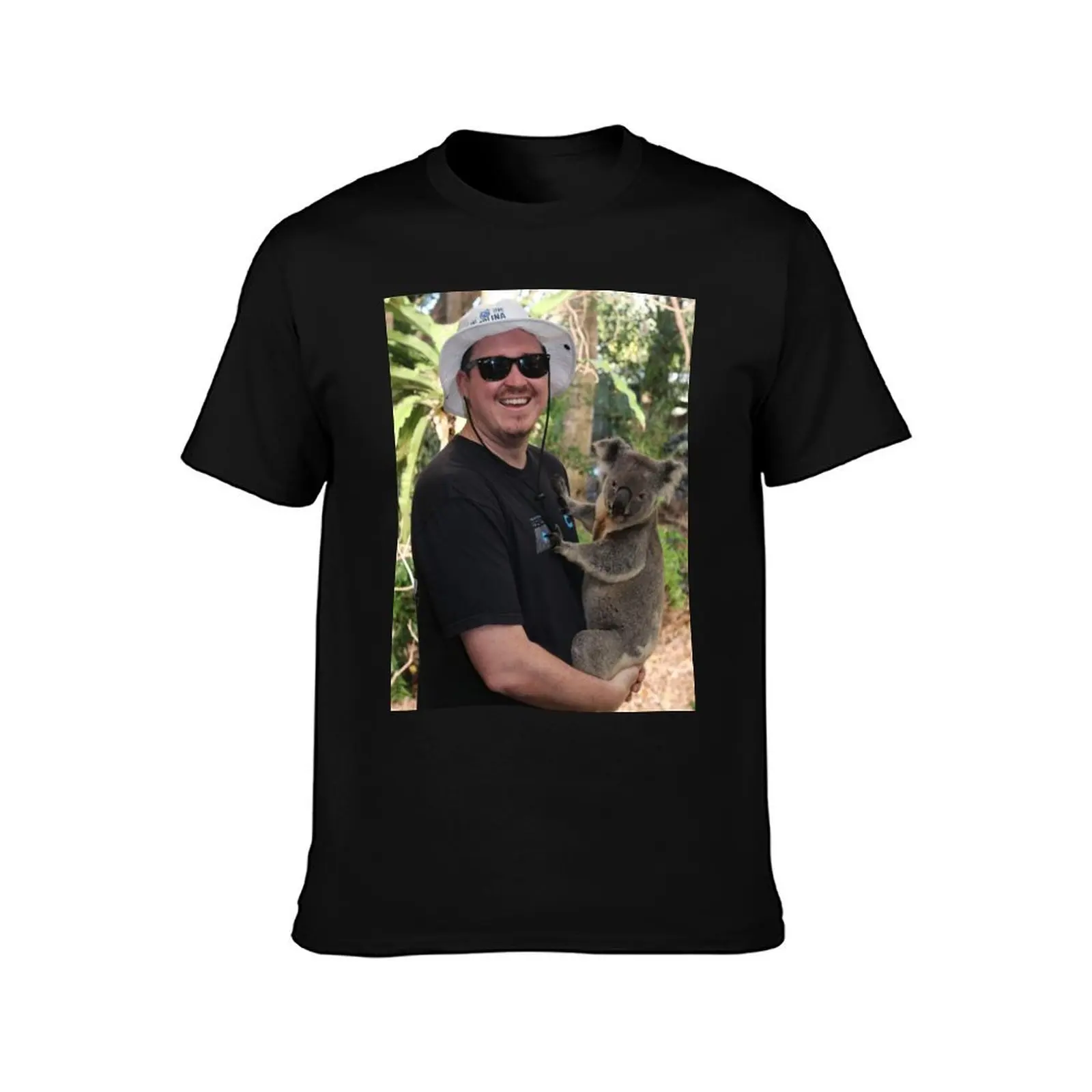 Shane Gillis holds a koala T-Shirt Summer Festival T-Shirt