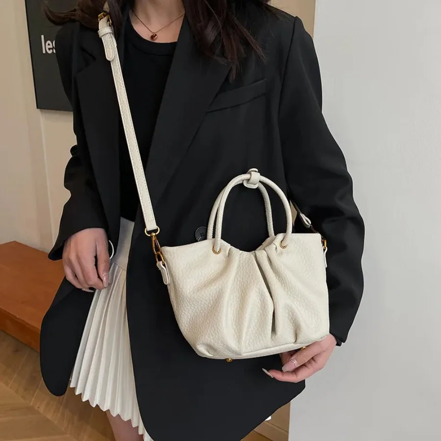 

Fashion senior retro in the new fashion texture handbag bucket bag pleated hundred with commuting crossbody female bags