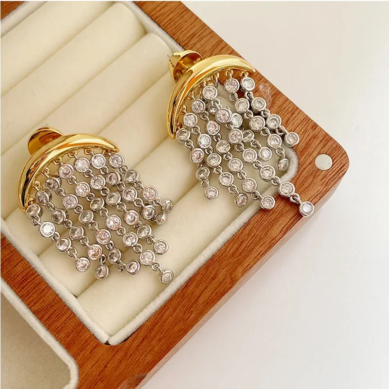 Xinmei Shu Qingdao Foreign Trade Jewelry Exaggerated Zirconia Insfringed Earrings Niche Design Sensibility Ear Studs For Women