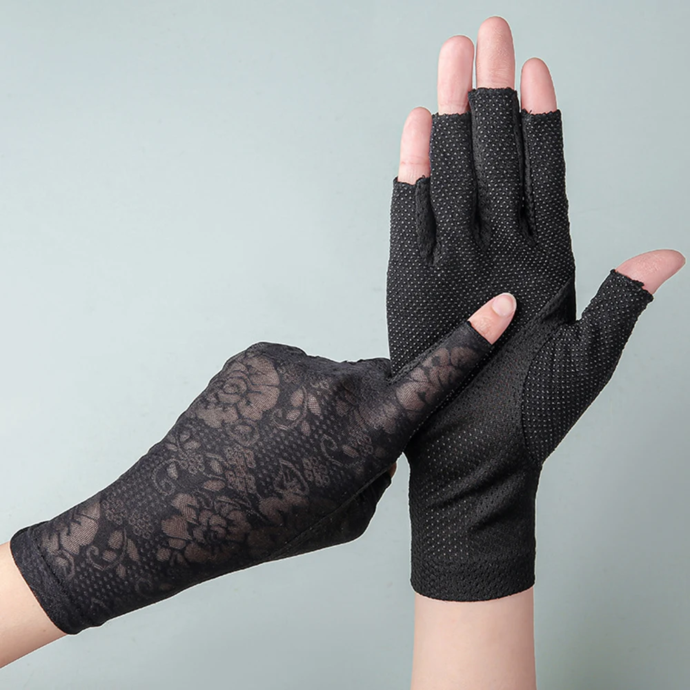 

Women's Cotton Sunscreen Gloves Summer Thin Riding Driving Fingerless Half-finger Gloves Solid Color Anti-UV Mittens Lace Gloves