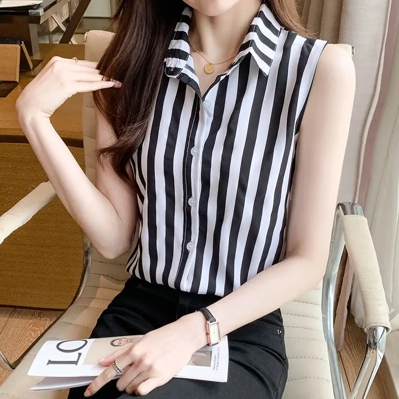 Summer New Black White Striped Sleeveless Casual Shirts Polo Neck All-match Loose Button Tops Fashion Vintage Women Clothing