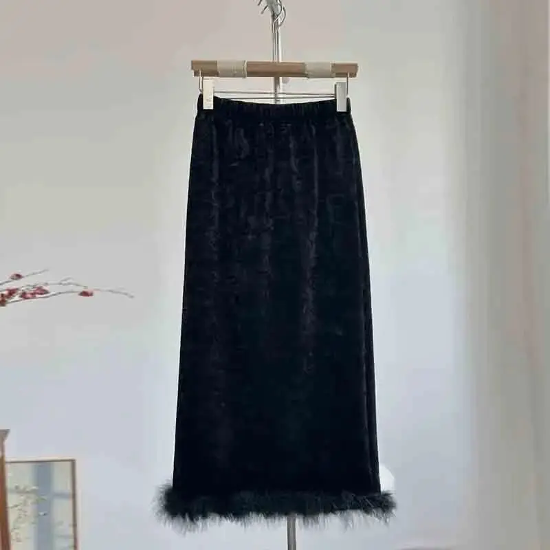 Chinese Style Midi Skirt with Velvet Splicing Hip Hugging Skirt Winter with Added Velvet for Warmth New Mid Length Chic Skirt