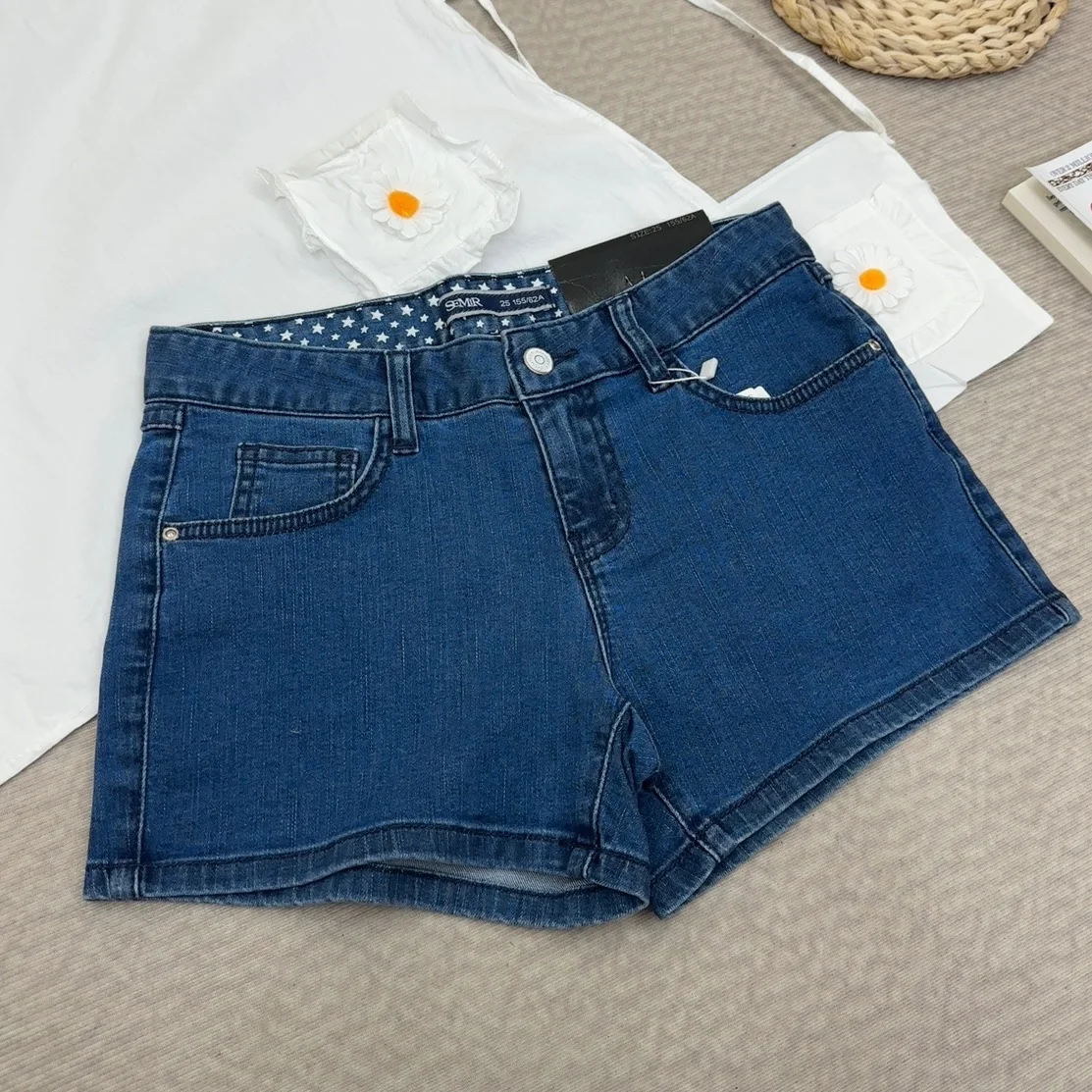 

Vintage Low Rise Denim Shorts for Women Y2K Hot Girl Style Sexy Slim Fit Retro Versatile Hot Pants Trendy Summer Look Fashion