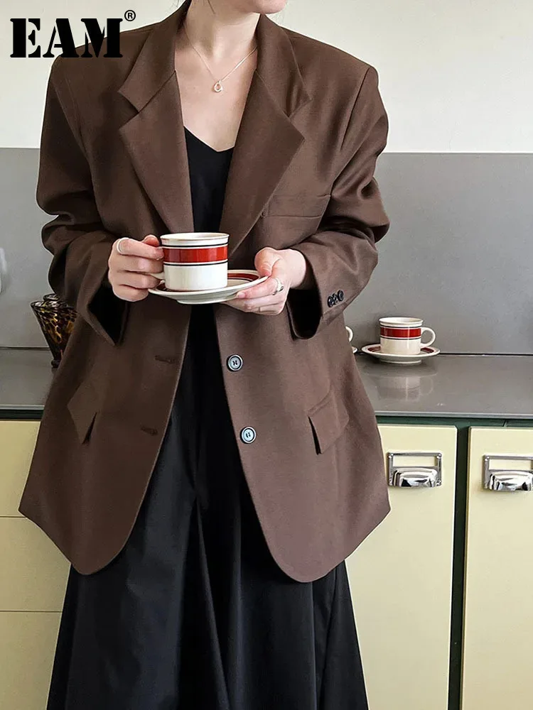 [EAM] Women Coffee Black Vintage Big Size Casual Blazer New Lapel Long Sleeve Jacket Fashion Tide Spring Autumn 2024 1DH6841