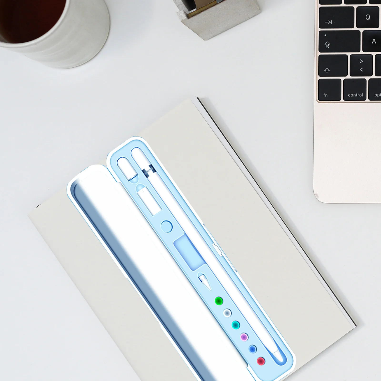 

1pc Silicone Pencil Case For Pencil 1/2 Waterproof Matte Abs Shell Portable Stylus Holder Compact Storage Box Sky-Blue