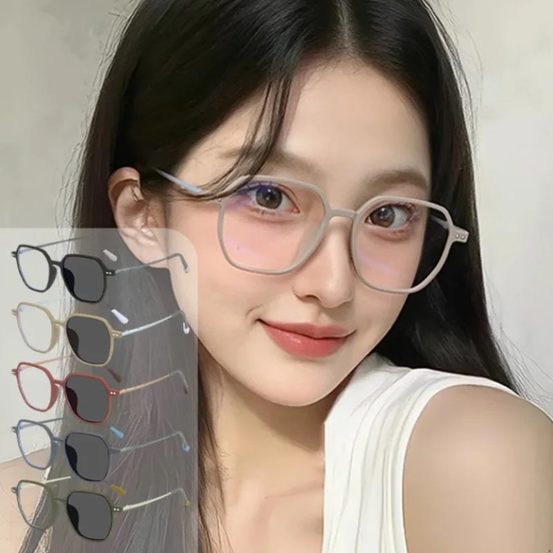 Photochrome Lesebrille mit großem Rahmen, modisch, ultraleicht, Anti-Blaulicht für ältere Menschen in Lesebrillen
