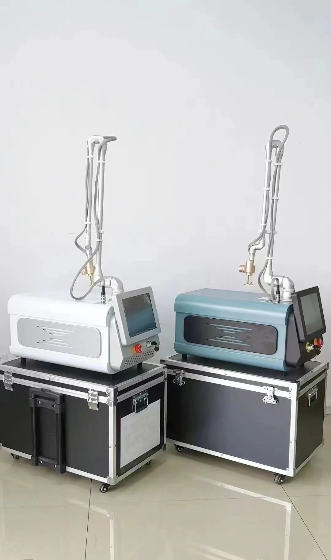 CO2FractionalLaserMachineProfessionalSkinRingiovanimento e rimozione delle cicatrici Trattamento sbiancante con lunghezza d'onda 10600 nmCertificato