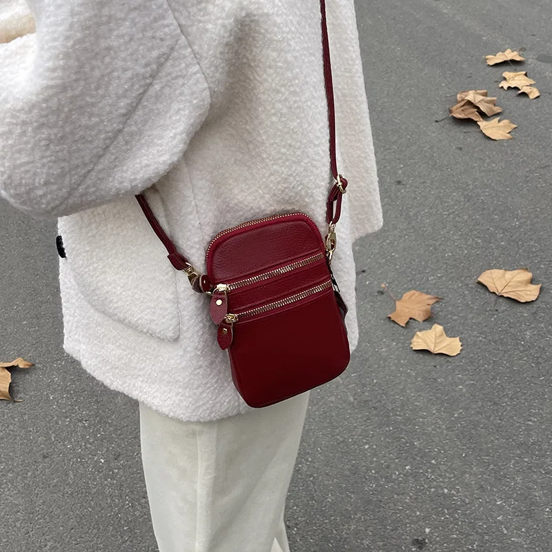

Soft leather mobile phone bag, women's messenger bag, new fashionable mini women's single shoulder small bag, crossbody bag