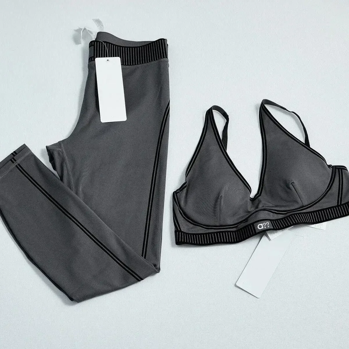 Women Yoga Set Tank Top Pants Two Piece Breathable Stretch Casual Pilates Fitness Running Gym Activewear Workout Outfit