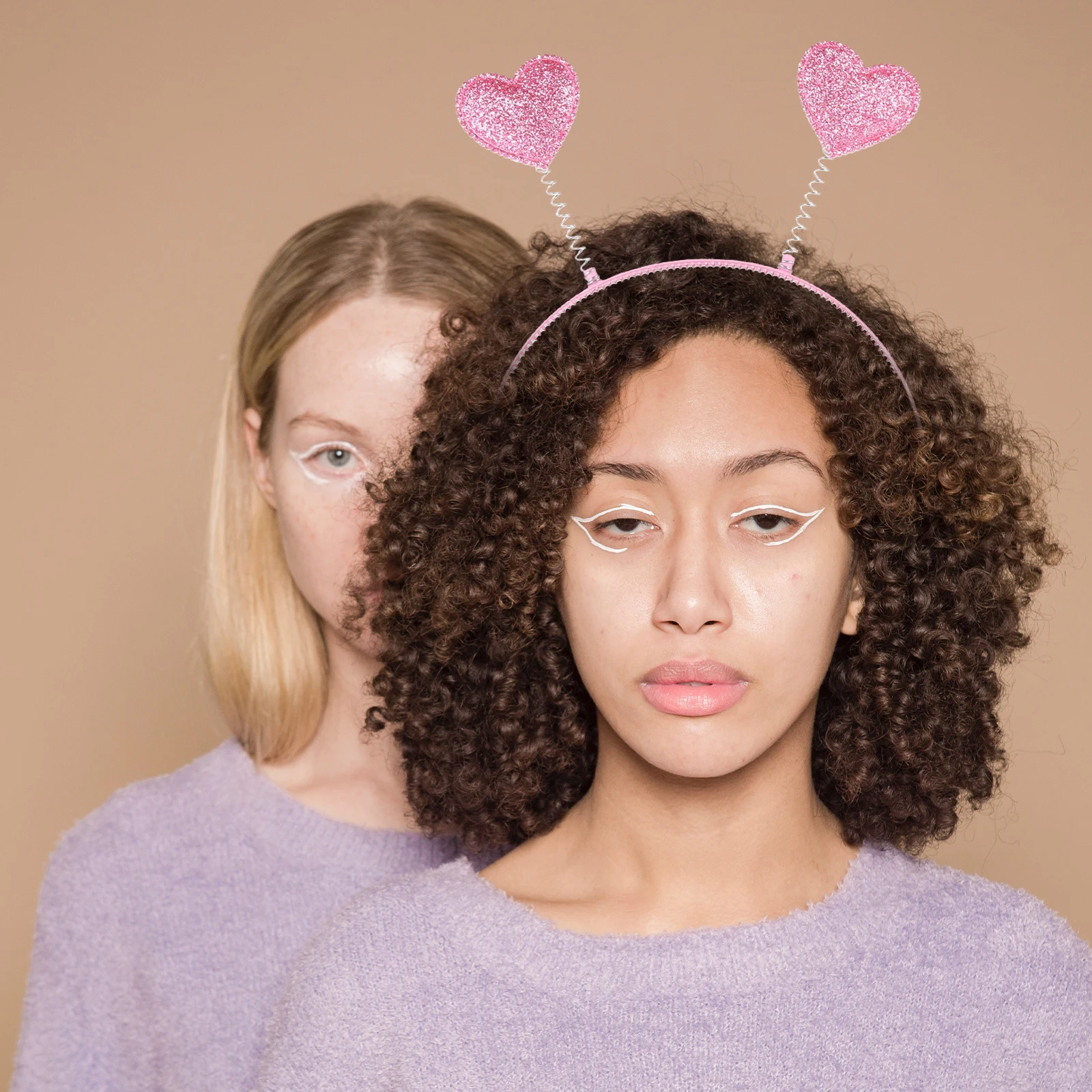 12 قطعة من غطاء الرأس على شكل قلب، جميل ومتين وخفيف الوزن للفتيات، أغطية رأس للحفلات والمهرجانات والعطلات، ديكور عصري #1