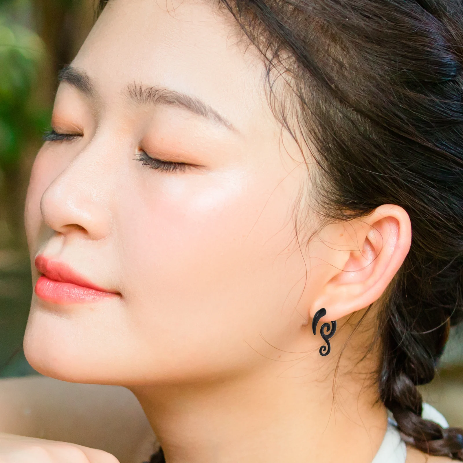 

Acrylic Spiral Ear Plugs Unique Punk Faux Gauges Gothic Snail Tapers Studs Comfortable Fake Ear Jewelry Spiral Faux