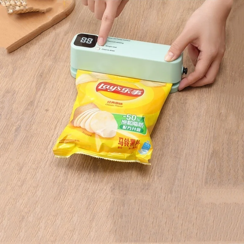 Mini Wireless Vacuum Sealer Home Vacuum Preservation Bags Rechargeable Plastic Sealer Film Sealing Machine