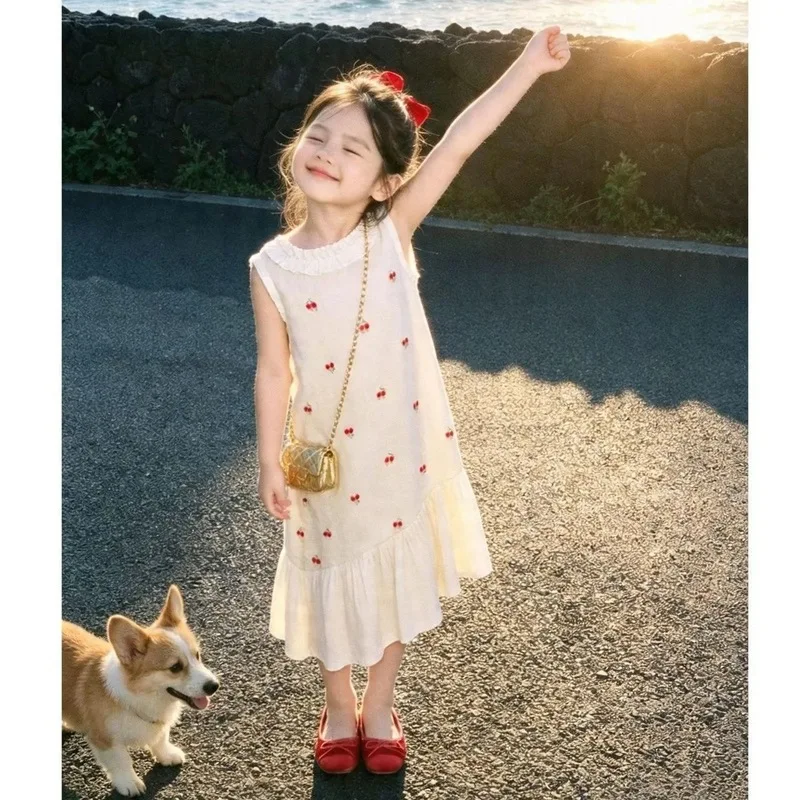 （100Polyester fiber）Girls' Korean-style unique and beautiful lace tank dress