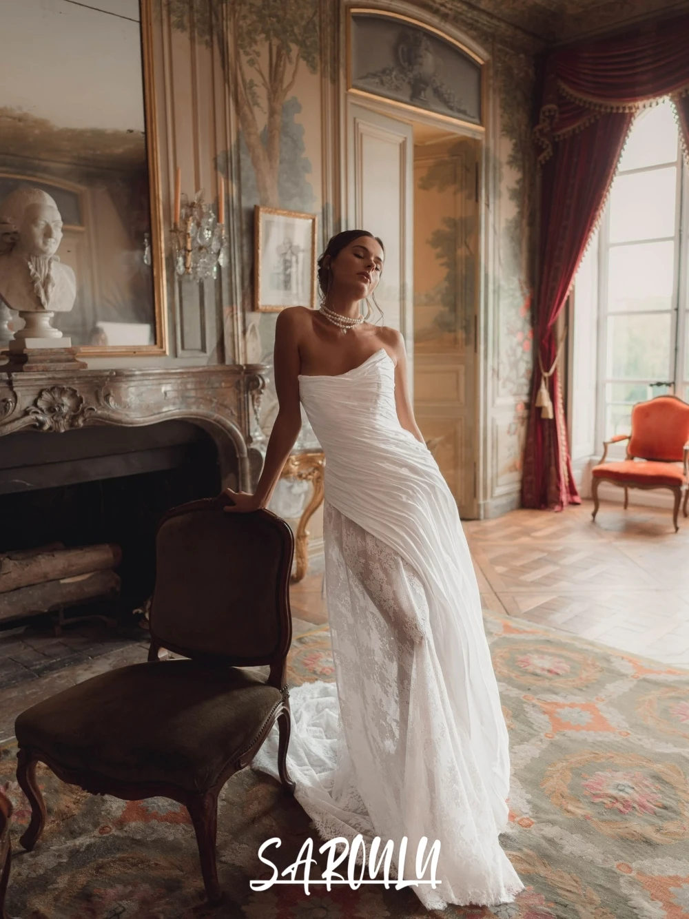 

Fashionable Strapless Pleated Wedding Dress Women Vintage White Lace Bridal Gown Customized Gorgeous Zipper Back Bride Wear