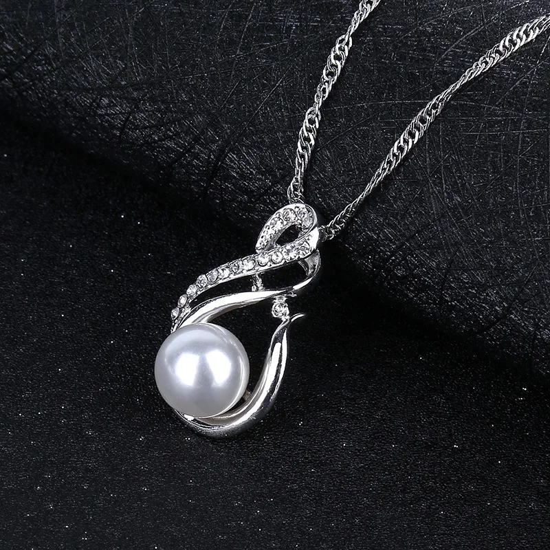 Korean Fashion Pearl Pendant Necklace Jewelry Set Temperament Pearl Necklace Earrings Set Party Bride Jewelry Valentine Day Gift