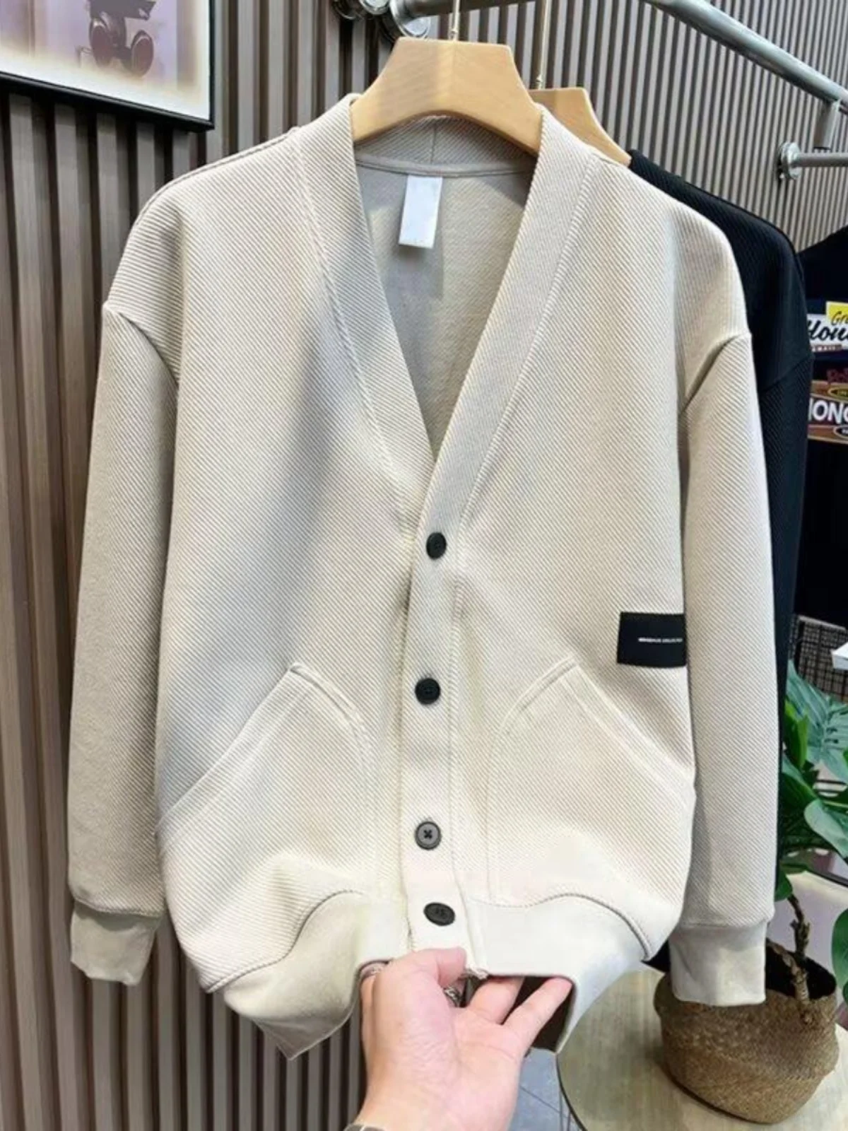 

V-Ne Knitted Cardigan Men's Casual Versatile High-End Feeling Young Maturi Trendy Haome Youthful Energy Sle Jaet