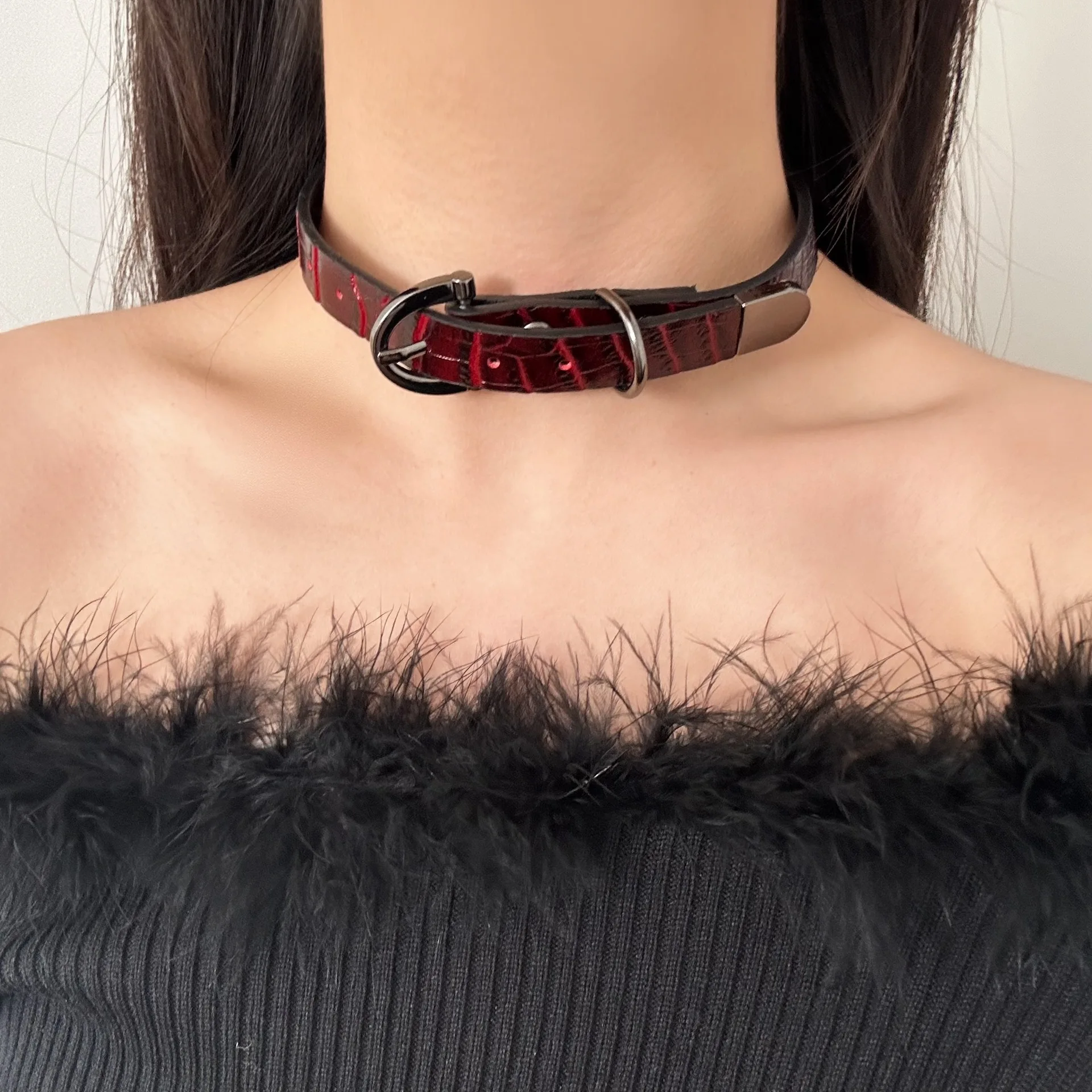 Y2K trend Punk  Personality Sweet and Cool Hot Girl  Subculture Elegance Crocodile pattern  Leather Stainless steel Collar chain