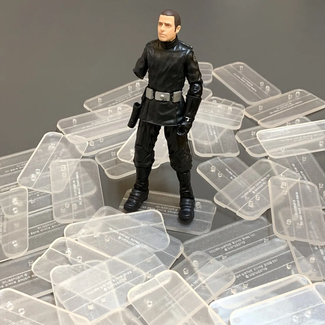 Lot Black & Clear Multi-Peg Stand Base Fits For 6inch Black Series Wars Legends Figures Accessories Model Display Toys