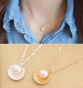 Korea With Jewelry Female Korean Temperament Simple Fashion Simulated Pearl Shell Shape Pendant Necklace Short Clavicl