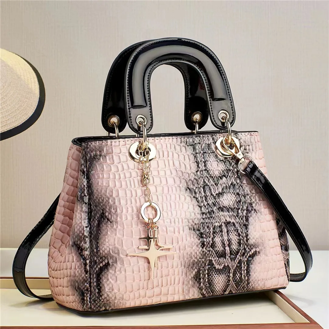 New Brand Designer Women\'s Handbag Bridal Bag High Quality Texture Snake Skin Pattern Pendant Single Shoulder Crossbody Hand Bag