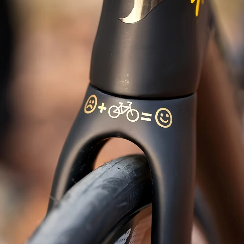 2-Piece Set (1 Large + 1 Small) “Happy Riding” Stickers, Custom DIY Stickers for Mountain Bike Frames and Front Forks,