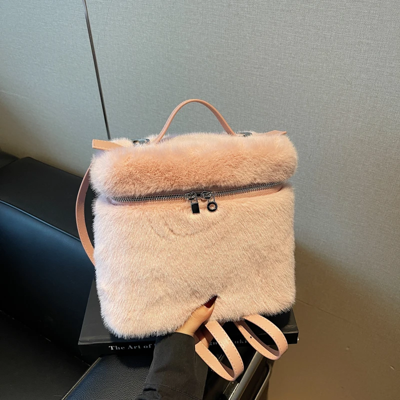 

Плюшевый рюкзак, мягкие модные рюкзаки, новые зимние расширенные женские сумки, 2025 г., высококачественные дизайнерские нишевые женские сумки