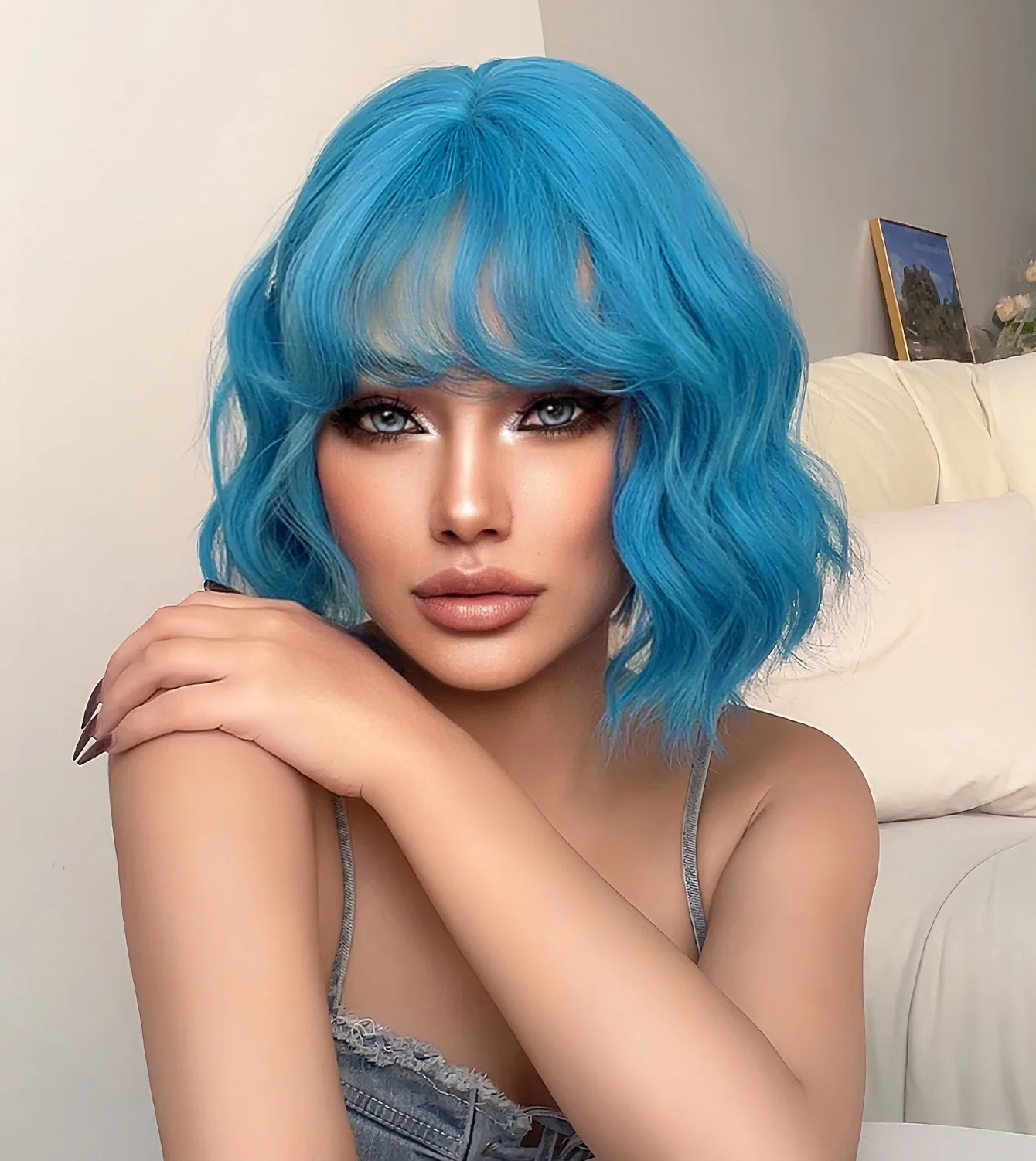 湖青い水の波紋ショートカーリーヘア化学繊維合成ウィッグ--サマービーチロリータスタイルウィッグ--涼しい夏のカラーマッチ