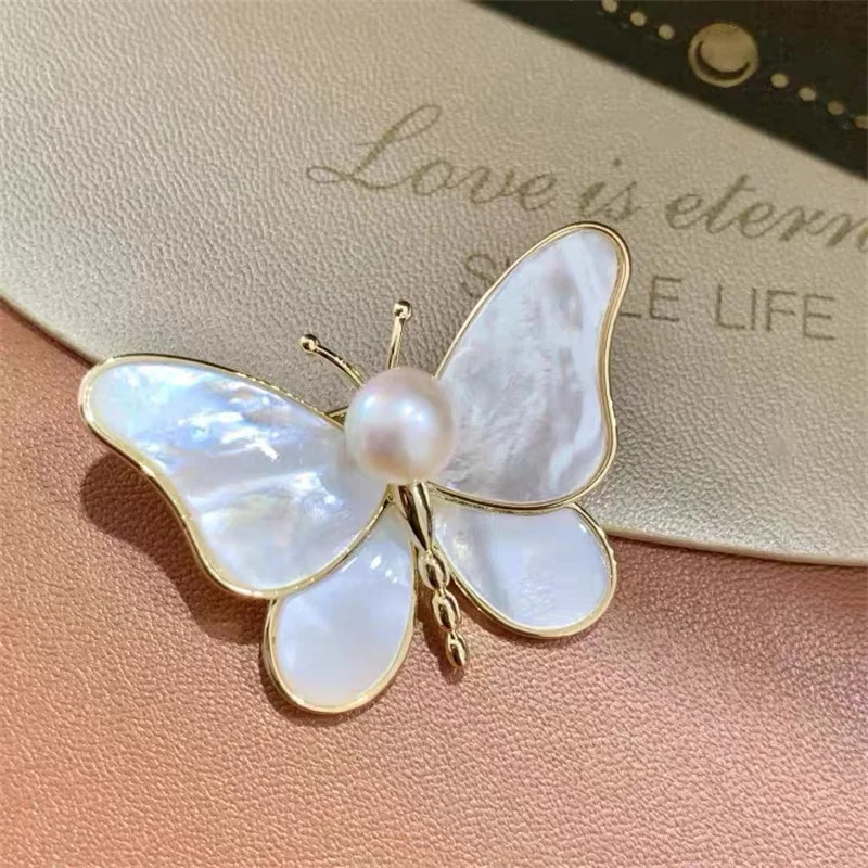 Summer New Butterfly Brooches For Women Charm Pearl Gold Color Brooch Pins Party Wedding Gifts Clothing Accessories Jewelry Gift