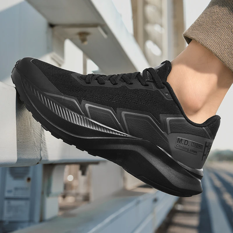 

2025 Men'S Sports Running Shoes Comfortable Casual Sports Shoes Eva Soft Sole Elastic Rebound Breathable Mesh Men'S Shoes 39-45