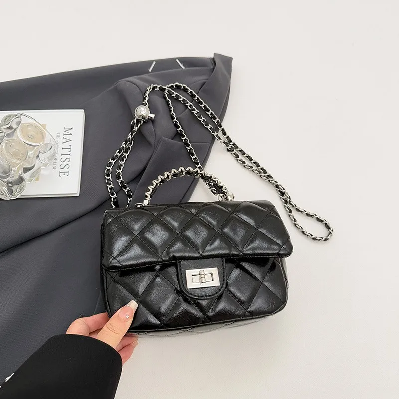 

High-End Textured Leather Satchel Bag Women's Elegant Vintage Crossbody Purse Fashionable Minimalist Designer Party Clutch