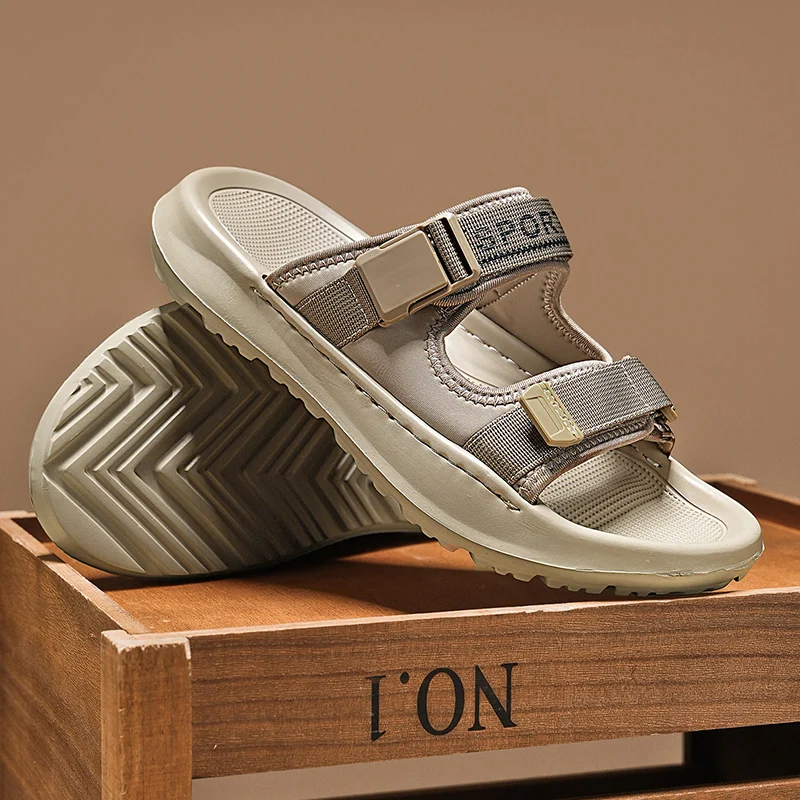 Summer Outdoor Slippers Casual Beach Men's Sandals Light Slip Slippers Women's Shoes