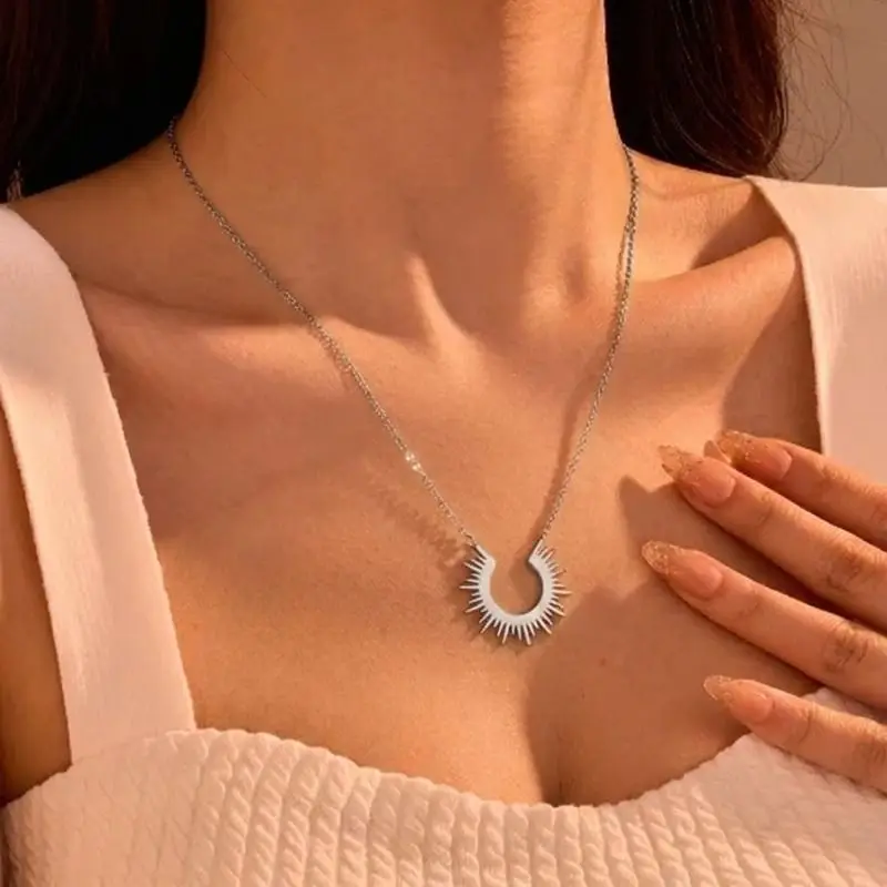 European and American Ins Style Sunflower Pendant Necklace Non Fading Stainless Steel Octagonal Star Necklace Collarbone Chain