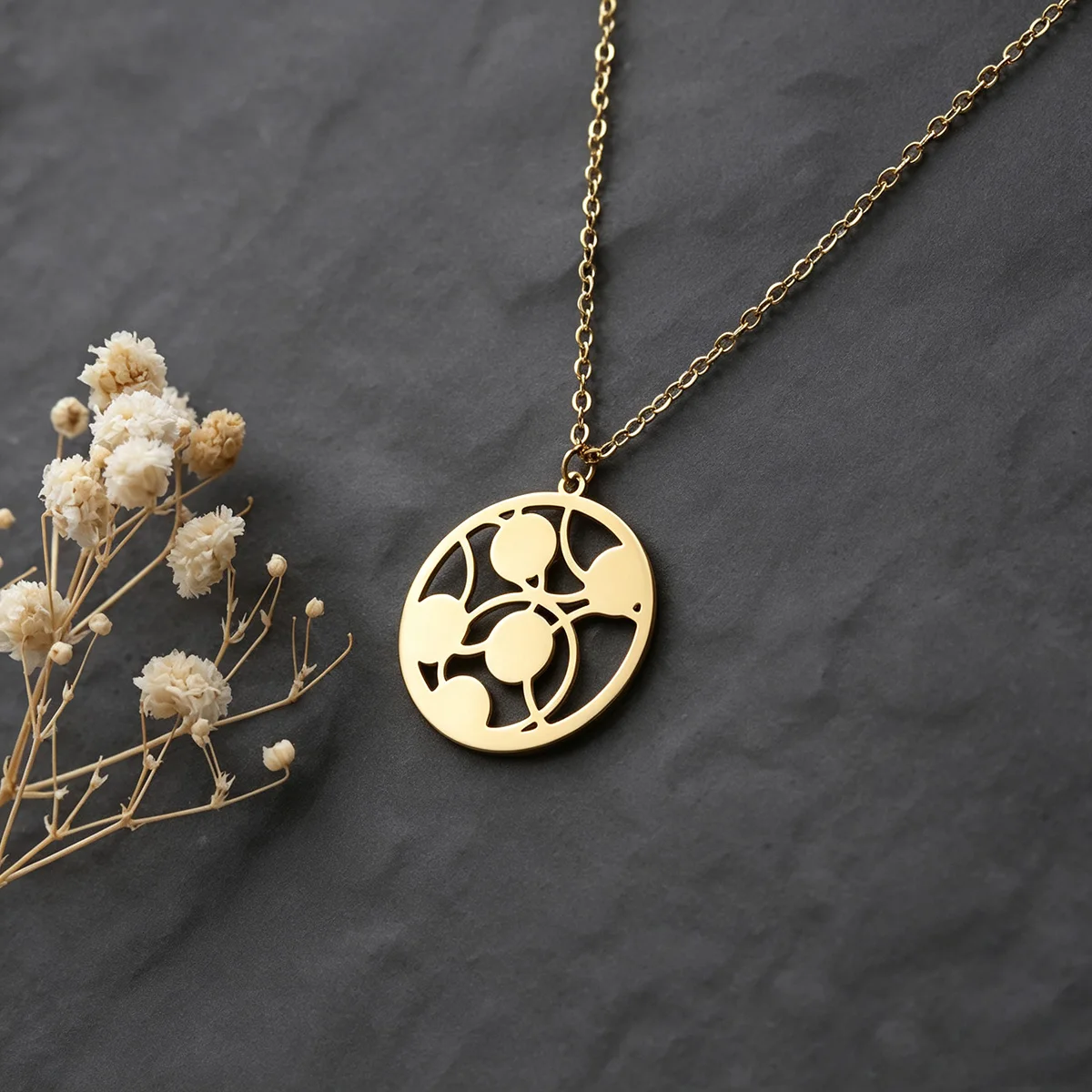 Vintage Geometry Molecule Necklace Stainless Steel Gold Tone Science Chemistry Amulet Pendant Jewelry for Women Party Gift