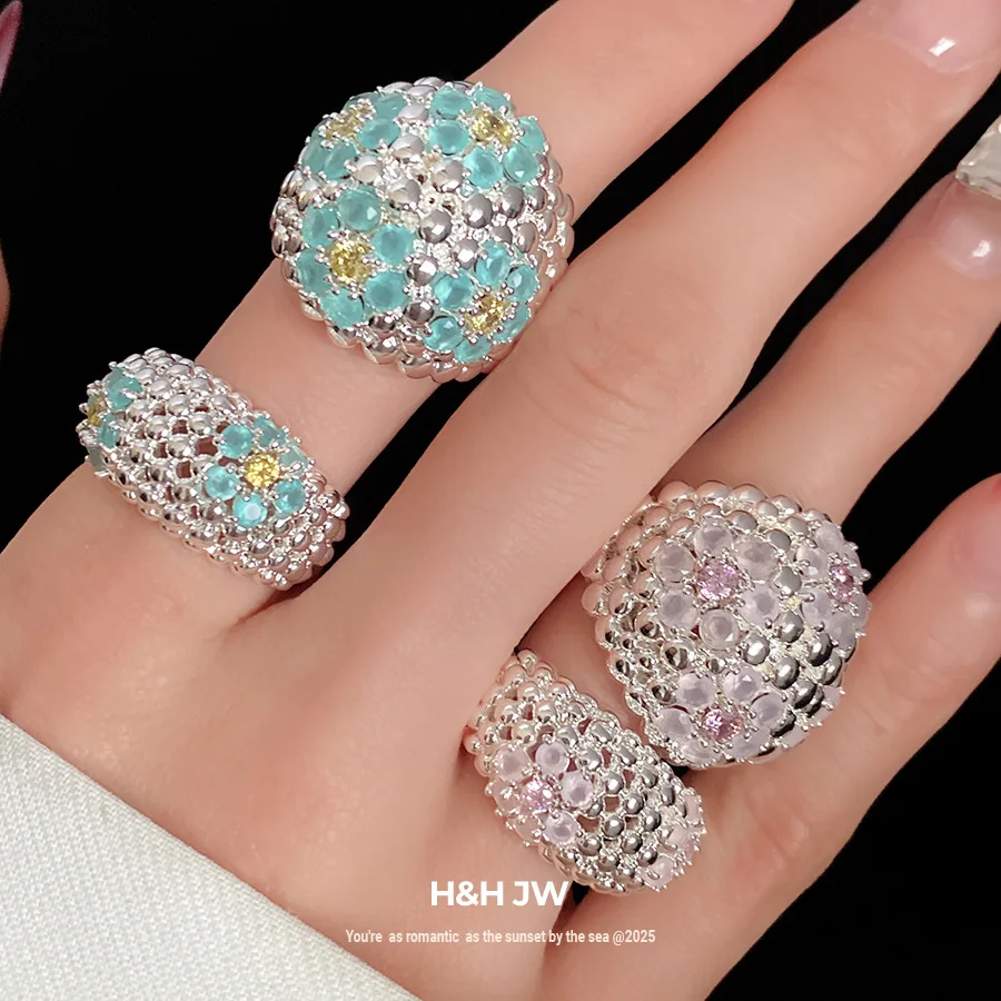 

Wholesale vintage zircon inlaid rings, flower opening rings, exquisite light luxury rings, hand jewelry gifts